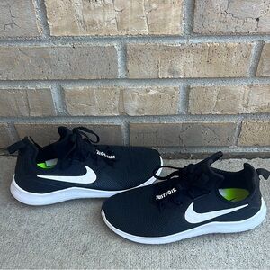 Nike Women’s Black and White training shoes with Breathable Mesh